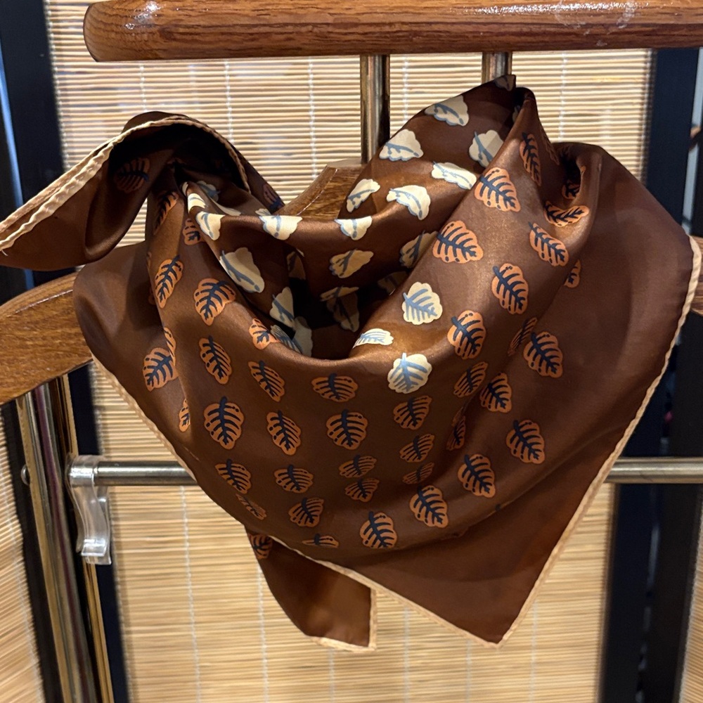 Vintage 1977 totes Rain Scarf Water-Repellent Scarf in Brown and Tan